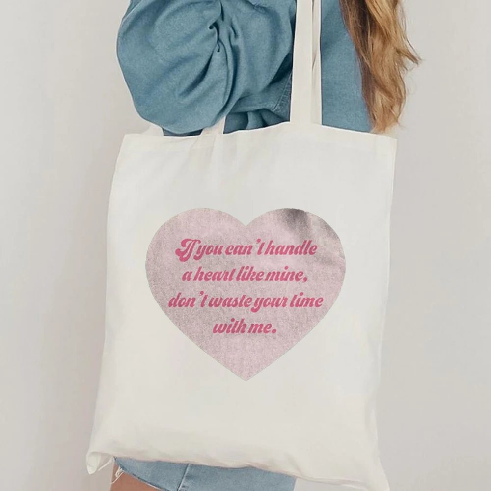Розовая милая женская сумка через плечо Martinez heart в форме сердца, подарок Мелани поклонникам: экологичная холщовая сумка K-12 Изображение 3