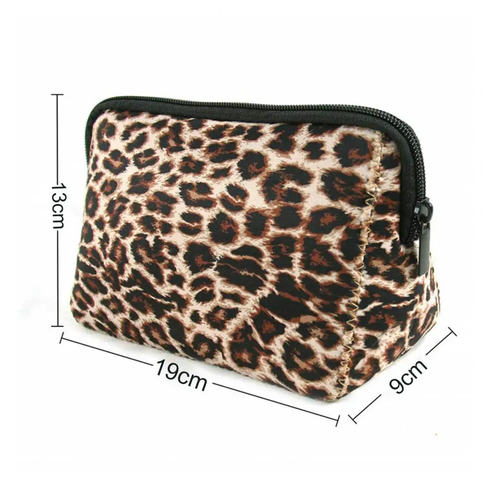 Косметичка Многофункциональная большой емкости из водонепроницаемого неопрена, софтбольная сумка для макияжа с леопардовым принтом, сумка для хранения для путешествий Изображение 5